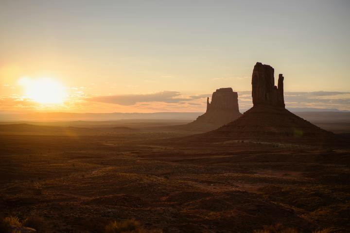 Early mornign view of iconic mitten buttes